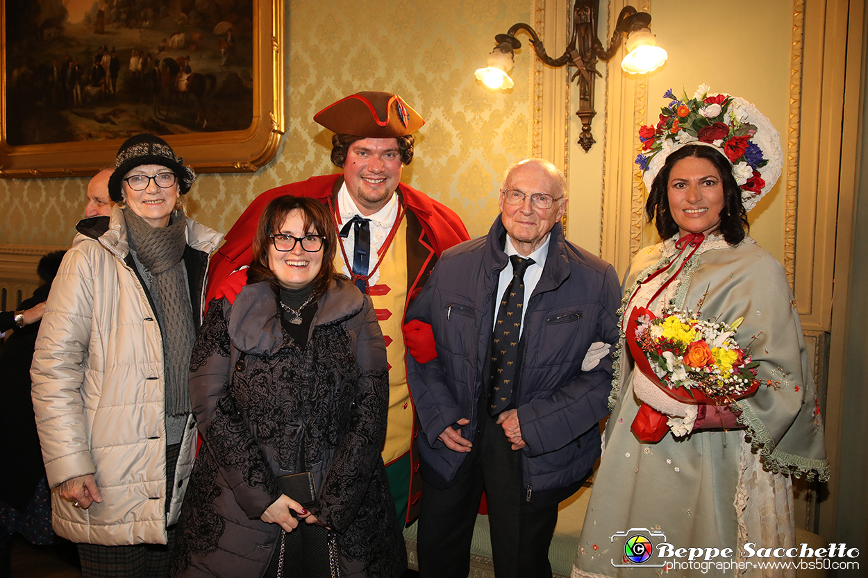 VBS_3670 - Investitura Ufficiale Gianduja e Giacometta Famija Turineisa - Carnevale di Torino 2024.jpg